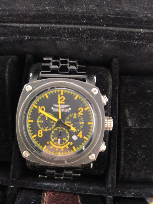 Cutie depozitare cu ceasuri