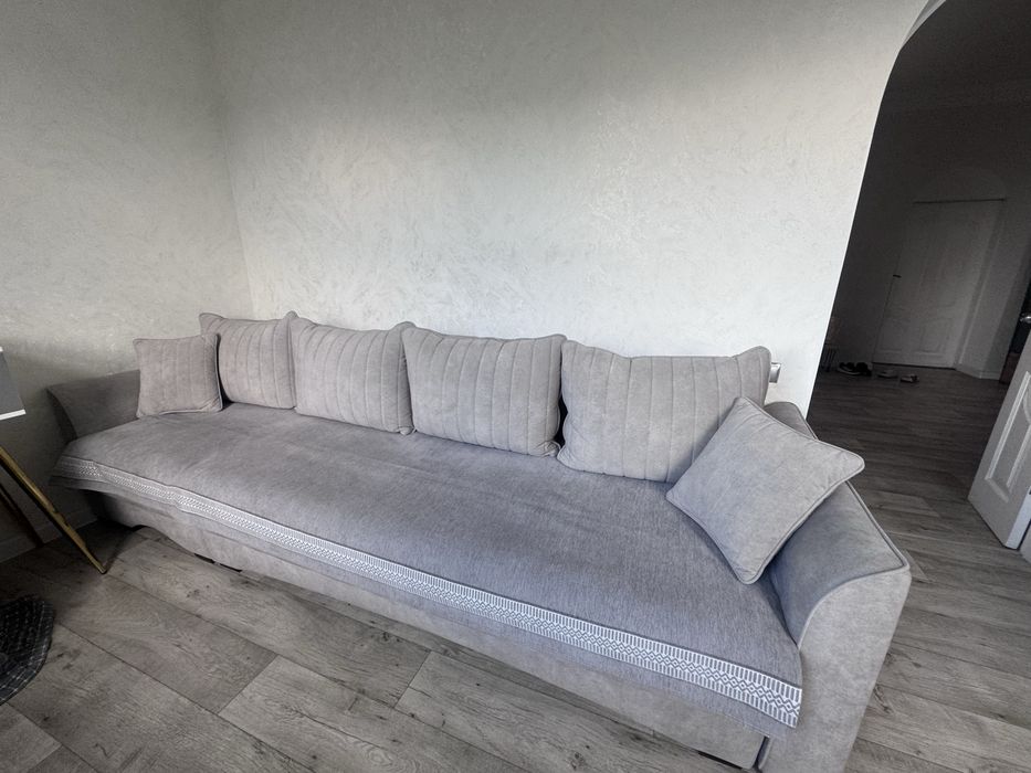 Продам диван пости новый! За 320.000