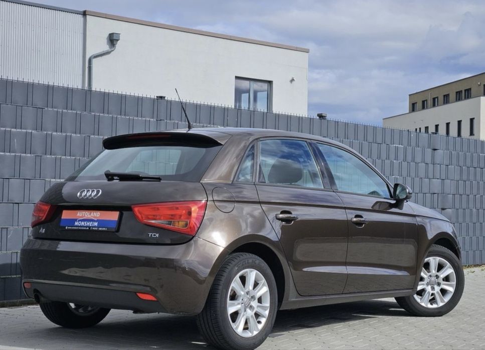 AUDI A1 an 2013 motor 1,6tdi INMATRICULAT