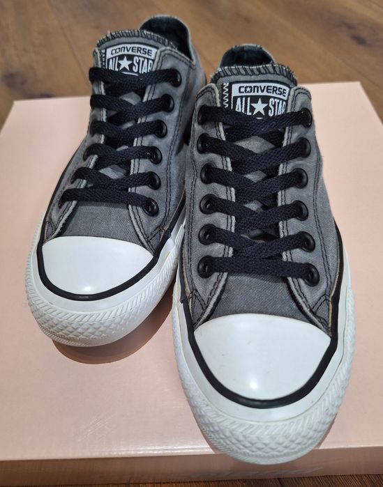 adidasi Converse 37