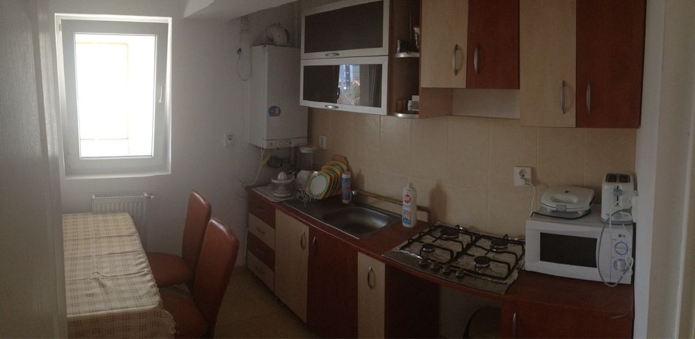 Inchiriez apartament cu o camera + Garaj, zona Calea Turzii