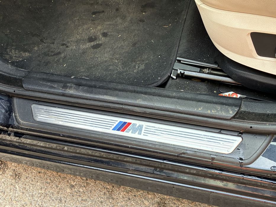 M вътрешни прагове за врати за BMW F07 GT.
