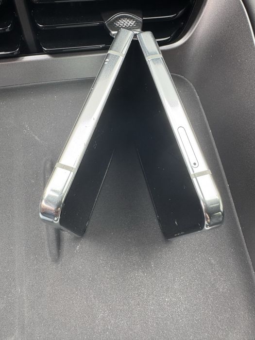 Samsung Z Flip 5 8/256