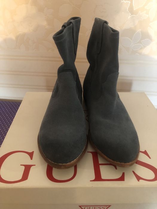 Guess дамски боти и обувки