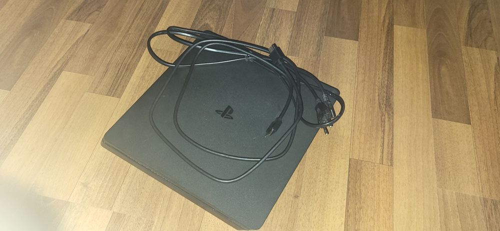 Ps4 slim + jocuri