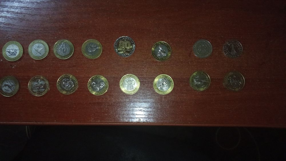 Продам коллекционные монеты