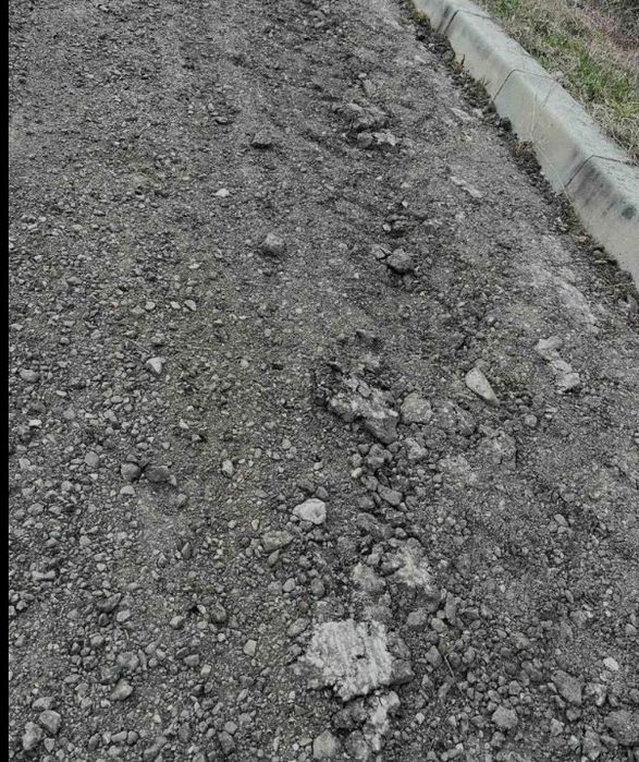 Изработка на  път  с бетон, чакъл.фрезофан асфалт и асфалт
