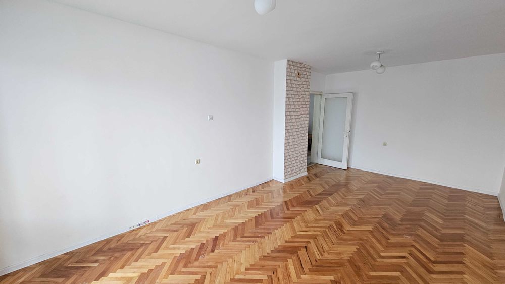 Н-2-104 Дава се под наем двустаен апартамент в кв. Бели Лом!