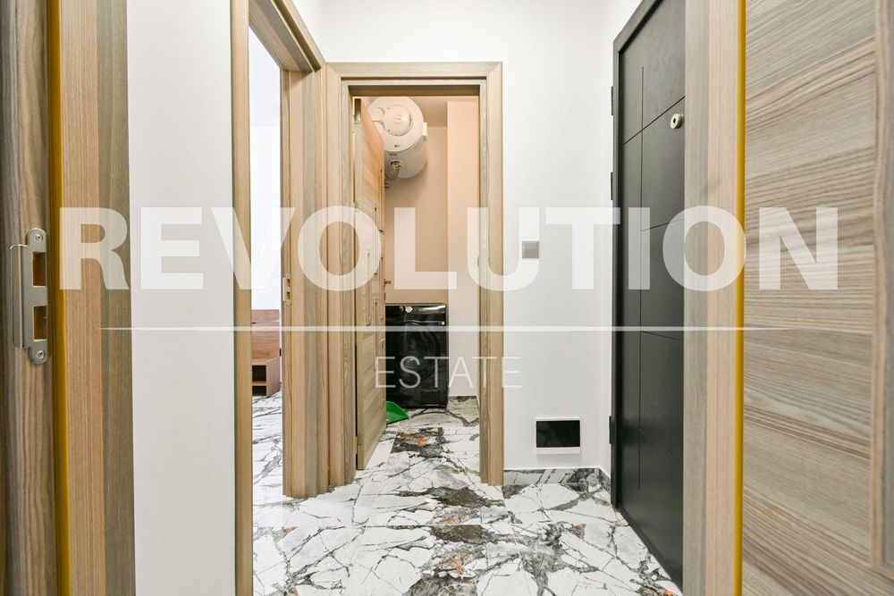 Двустаен апартамент в ж.к. Дружба 2.