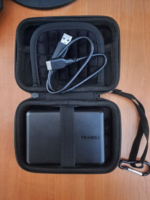 HDD extern Toshiba Canvio Basic 4TB, USB 3.0