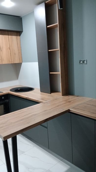 Кухиний гарнитур