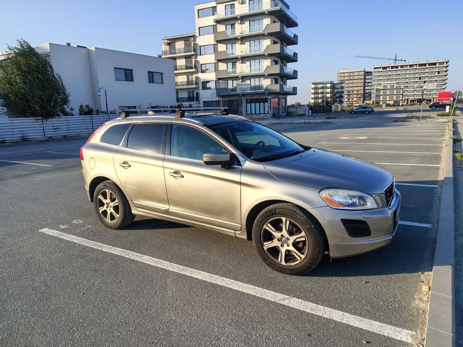 Volvo XC 60 Volvo XC60 T6 AWD 2012, benzina 2953cc