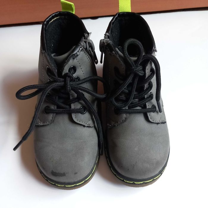 Детски обувки маратонки сандали