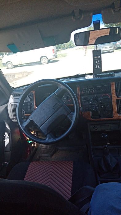 Продам автомобиль состояние среднее