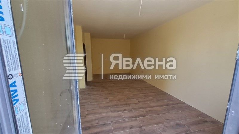 Продава се Двустаен апартамент в Варна, Кайсиева градина - 68 кв.м за 1852 €/кв.м - Снимка #1
