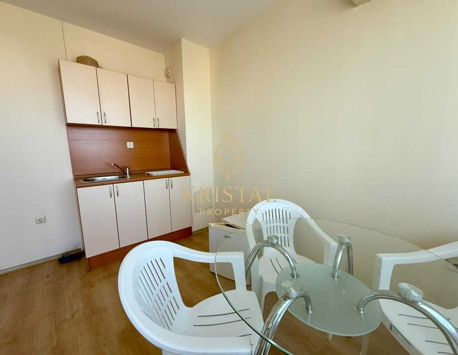 Продава се Двустаен апартамент в к.к. Слънчев бряг - 61 кв.м за 1030 €/кв.м - Снимка #3