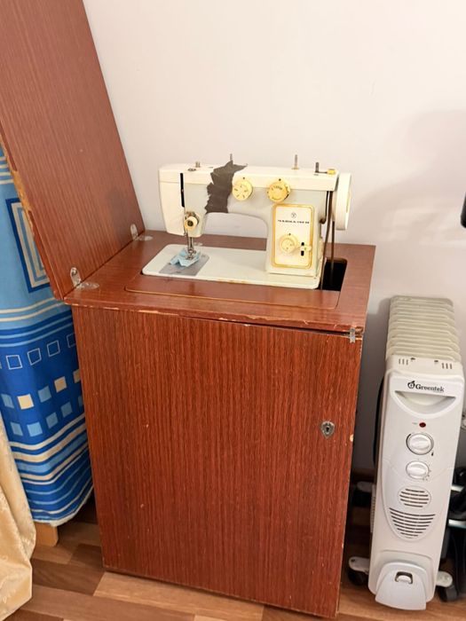 Швейная машинка