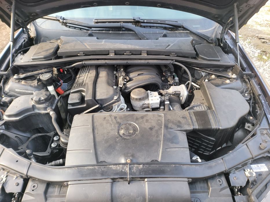 Бмв е90 318 на части/bmw e90 318 na chasti