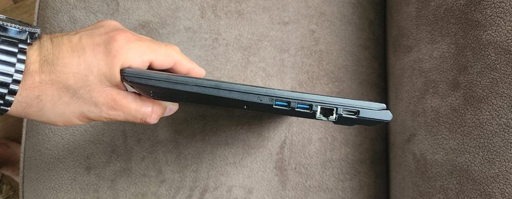 Vand laptop Lenovo i5