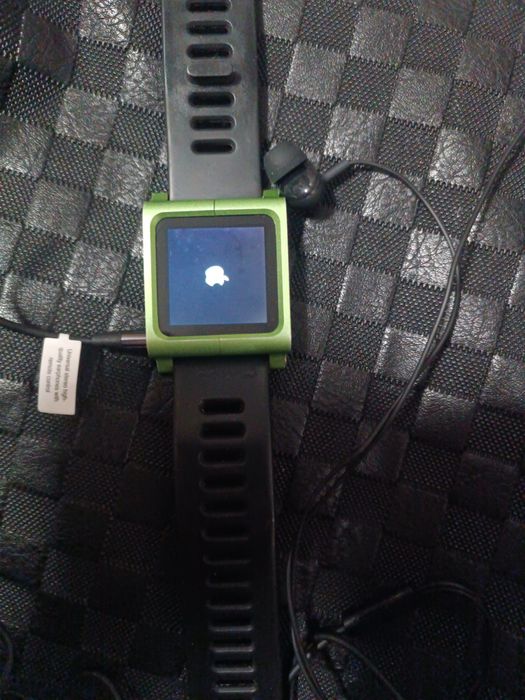 Assalom alekum Apple  Ipot Nano 8gb Sotiladi