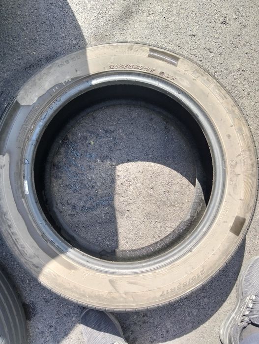 Продам шины 215/55/17 на камри