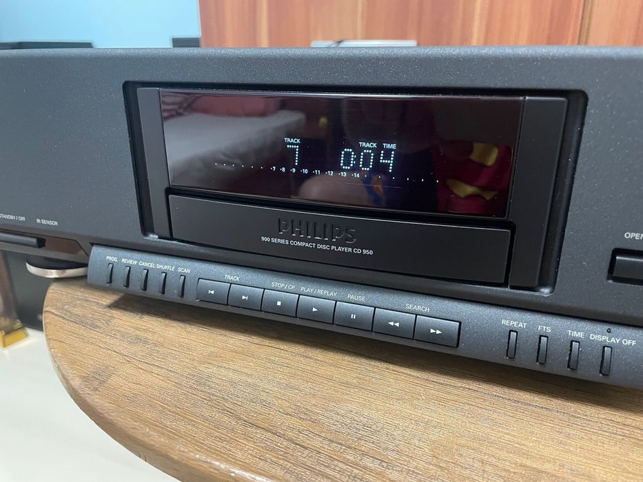 Philips CD 950 Cimpact Disc Player