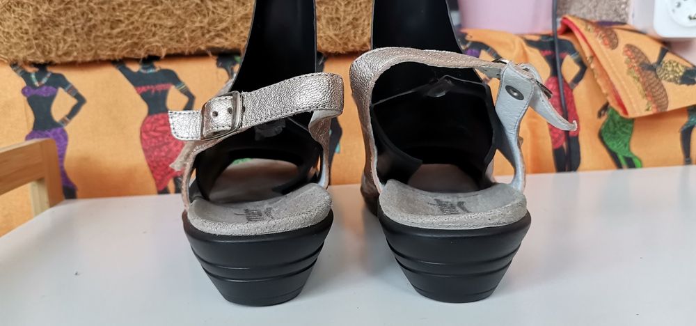 Златисти Сандали от естествена кожа 40 н.