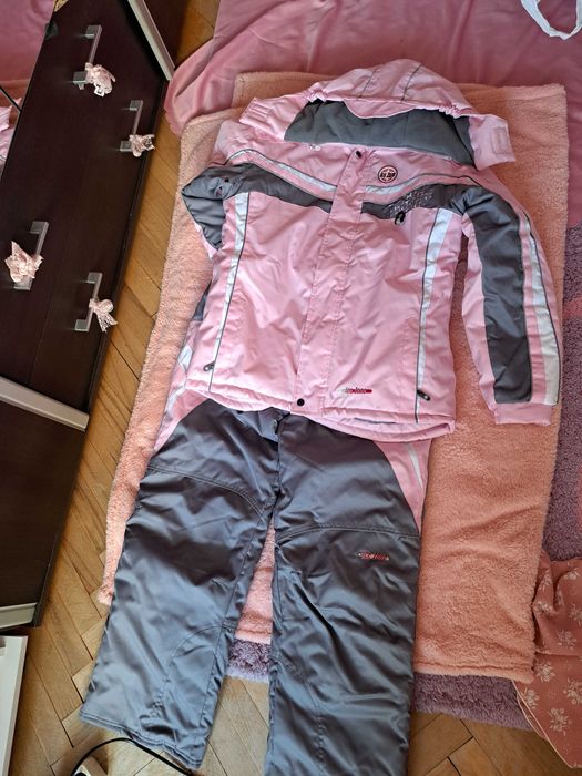 Розово-сива грейка от Австрия