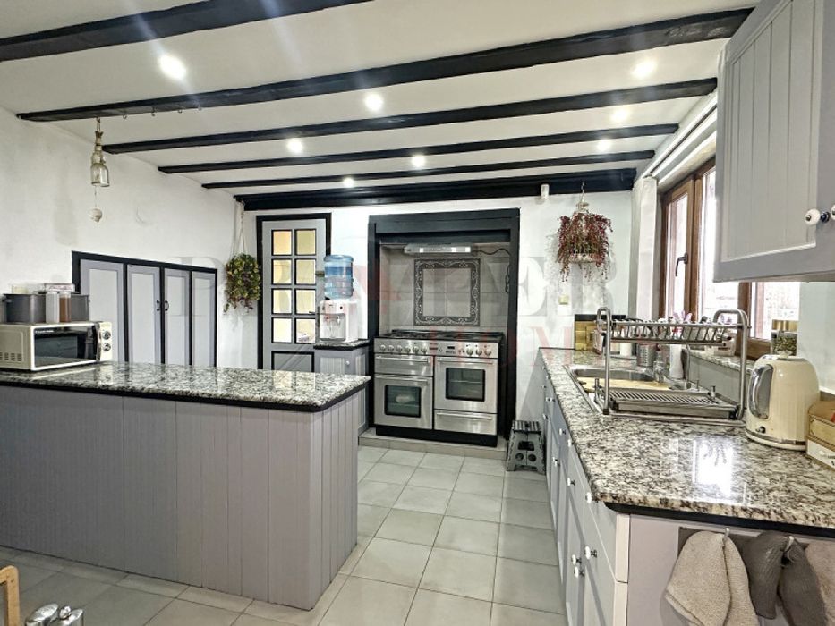 Продажба Къща гр. Павликени - с. Горна Липница 120m² и двор 2000m²