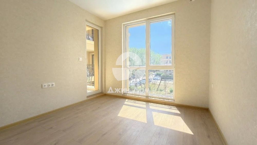 Продава се Двустаен апартамент в к.к. Слънчев бряг - 52 кв.м за 912 €/кв.м - Снимка #5