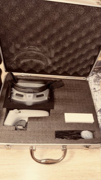 Продам квадрокоптер(дрон)