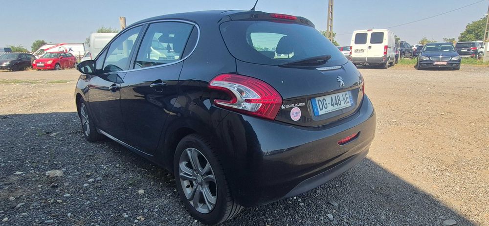 Peugeot 208 1.2 Benzina 2014