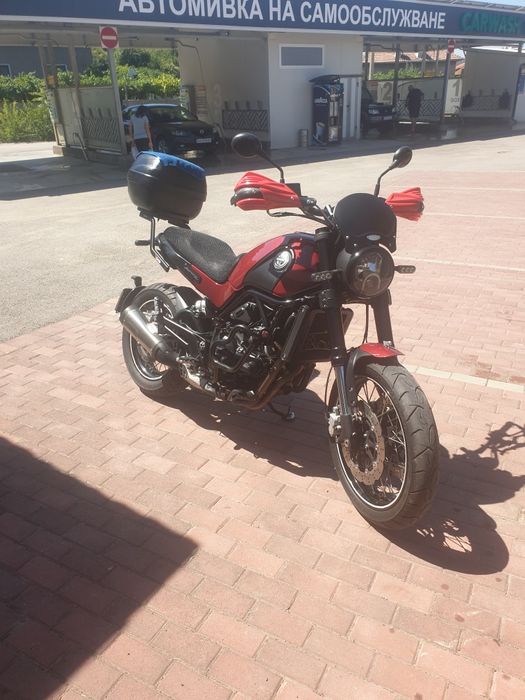 Продавам мотор бенели