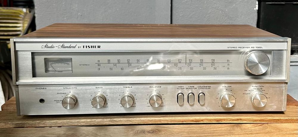 Receiver Studio Standard by Fisher RS 1022-L