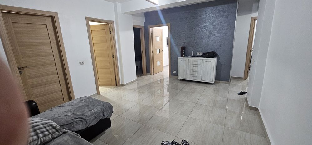 Apartament  3  camere