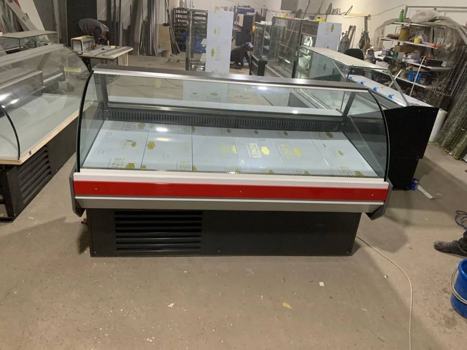 Витрина холодильник