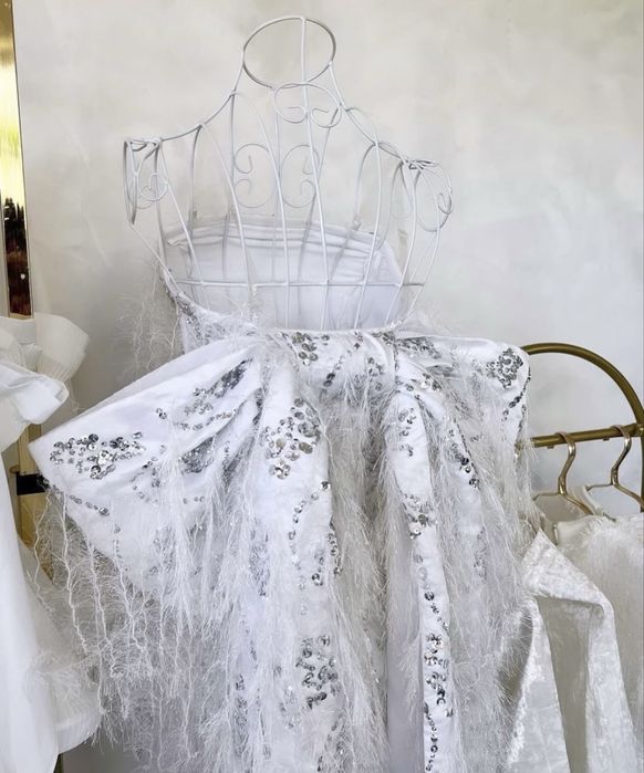 Rochie Asos superba, pretabil cununie