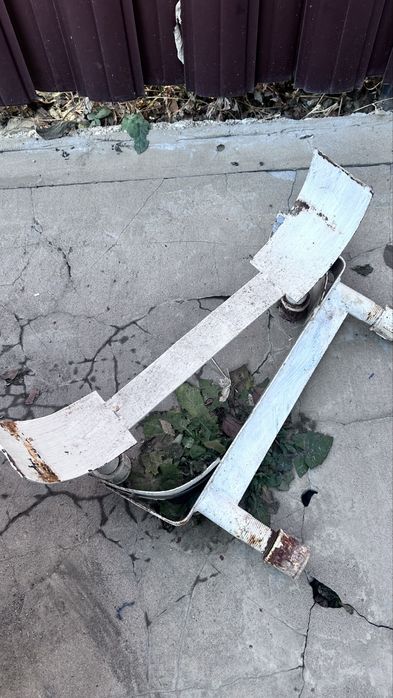 Чугунная ванна с ножками