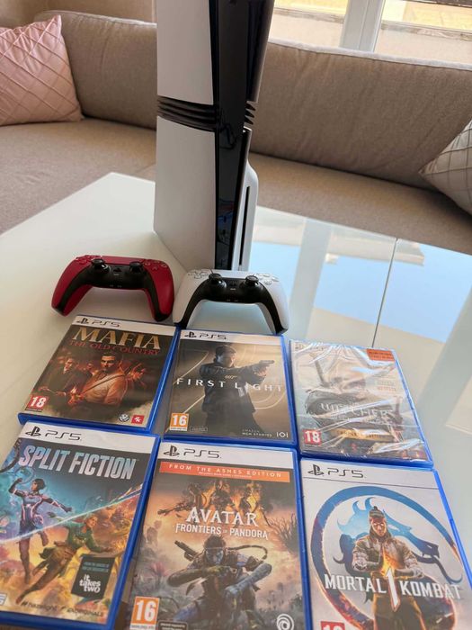 PS5 Pro 2TB + оригинален Disc Drive + 2 оригинални DualSense контролера + 6 физически PS5 игри