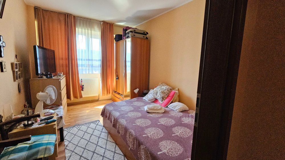 Apartament 4 camere de vanzare Bolintin Vale,jud.Giurgiu.