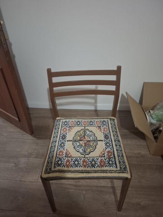 Продам стулья удобные