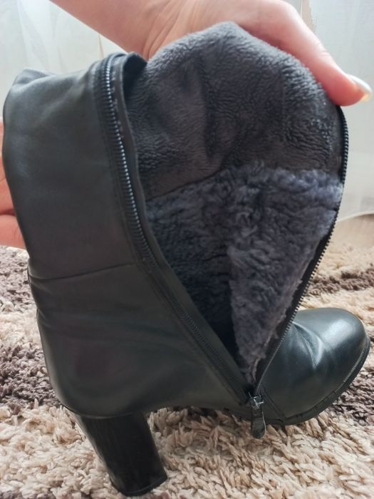Женские зимние сапоги