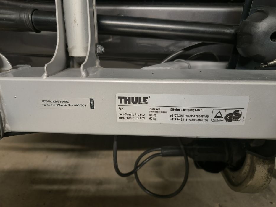 Suport biciclete auto cu prindere pe carlig Thule