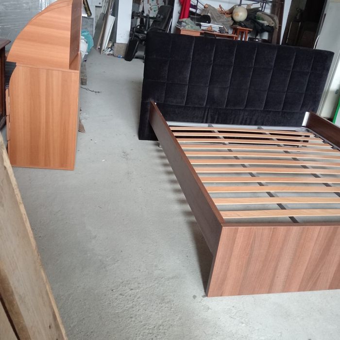 Pat 160/200 oferim si saltea contra cost