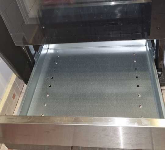 Vand Aragaz Hansa, 4 arzatoare, Aprindere electrica, Grill, 90 cm