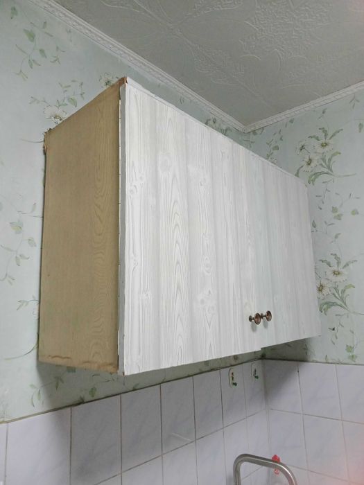 Отдам мебель на дрова срочно