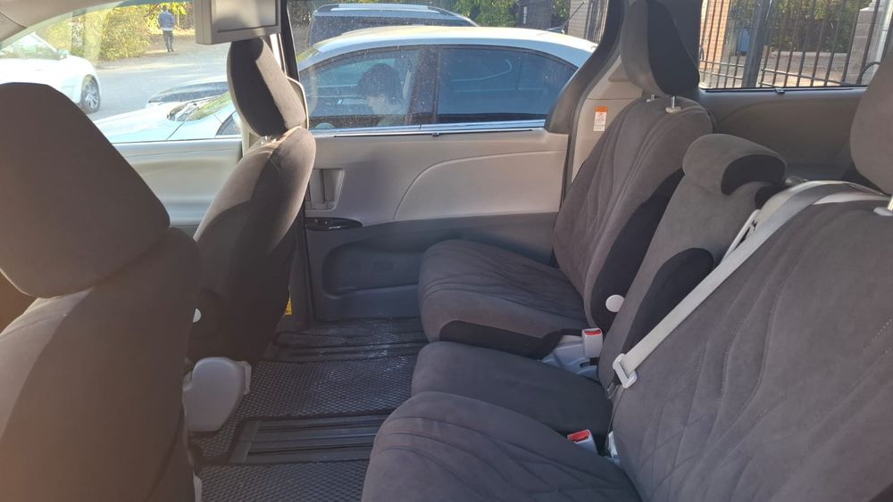 Продам Тоуота Сиену