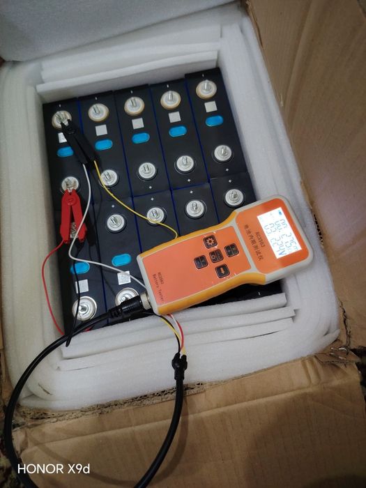 LiFePo4  Tester  (RS3563)
