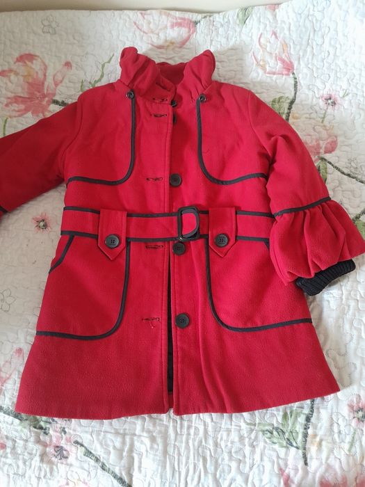 Detskoe palto na 5 let