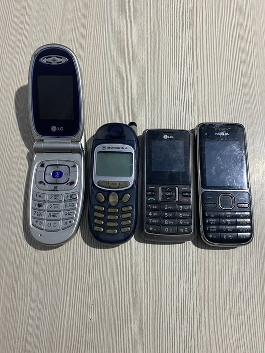 Продам телефоны